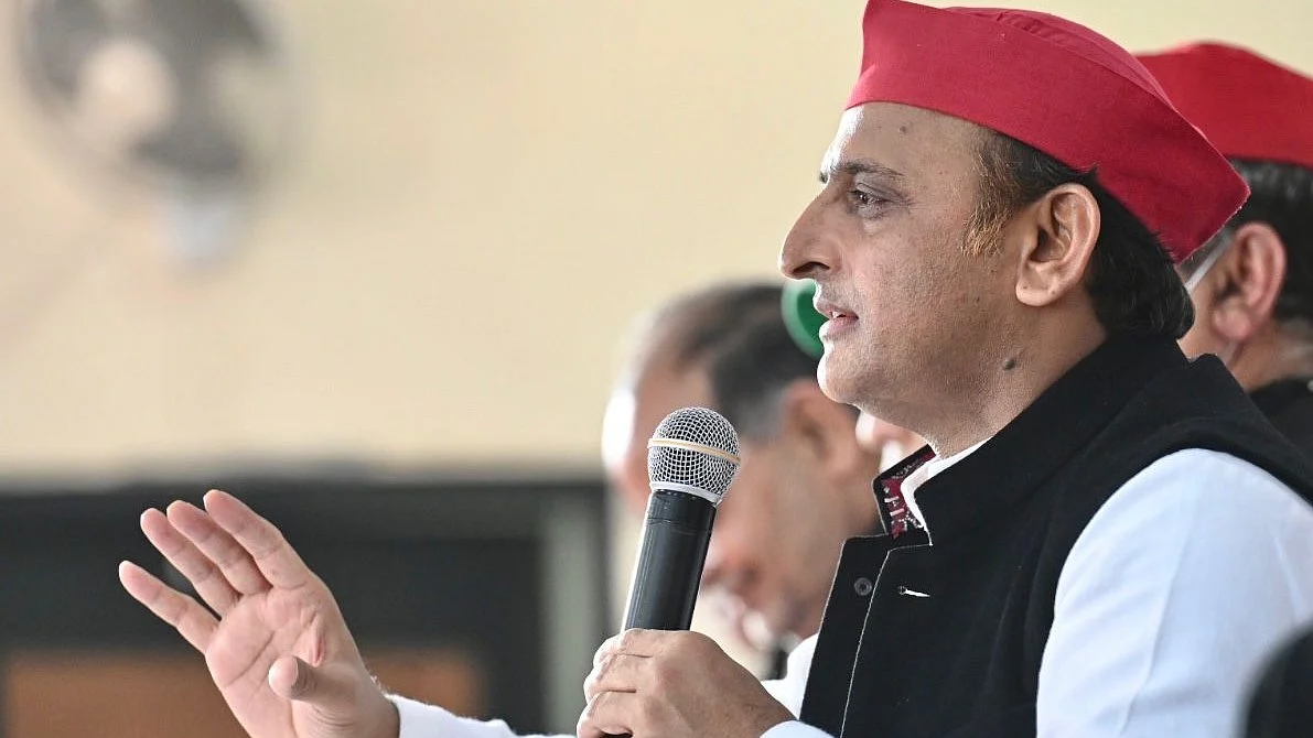 بی جے پی ووٹر لسٹ میں ہیرا پھیری کی تیاری کر رہی ہے: اکھلیش یادو