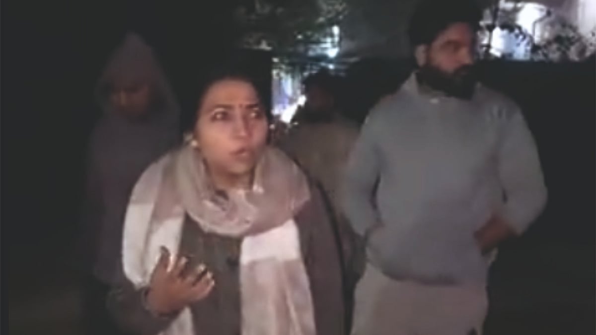 <div class="paragraphs"><p>سوشل میڈیا</p></div>