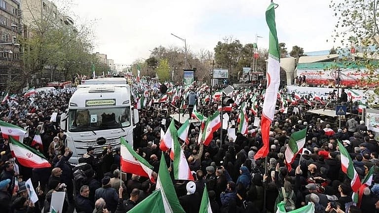 ایران میں بحران کے درمیان ہندوستانی طلباء فکر مند، کشمیری سرپرستوں نے مودی حکومت سے مانگی مدد