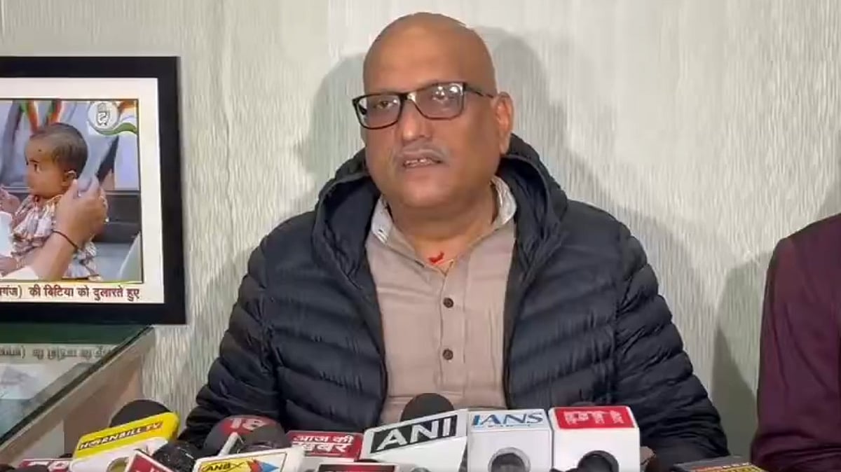 ’اگر ویڈیو اے آئی سے تیار کردہ ہے تو مورتیوں کو سامنے لائے حکومت‘، منی کرنیکا گھاٹ معاملے پر بولے کانگریس لیڈر اجے رائے