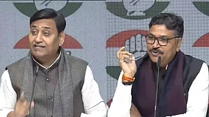 ’راجستھان میں ایس آئی آر کے نام پر ووٹر فہرست میں چھیڑ چھاڑ‘، کانگریس کا بی جے پی پر حملہ