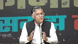 ’جو ظلم ہم دیکھ رہے ہیں، وہ مٹھ والا کوئی بابا نہیں کر سکتا‘، سوامی اویمکتیشورانند کو نوٹس ملنے پر کانگریس ناراض