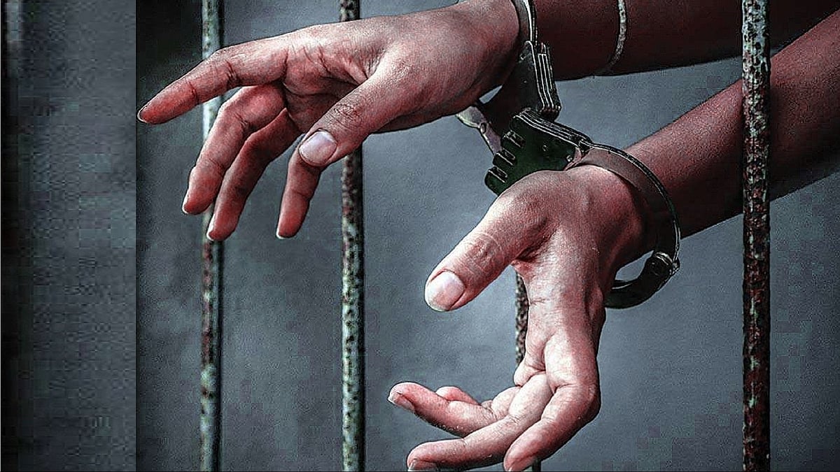 راجستھان بھرتی گھپلہ: 63 نمبر بنا دیئے 182، 38 او ایم آر شیٹ تبدیل، آر ایس ایس بی کے ٹیکنیکل ہیڈ سمیت 5 گرفتار