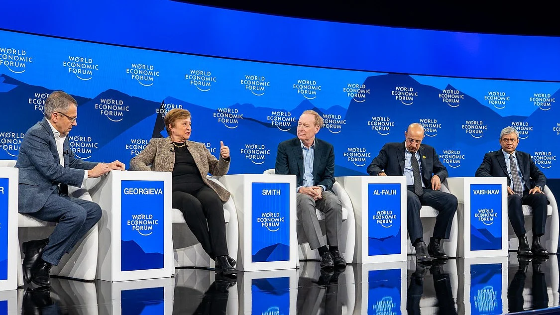 <div class="paragraphs"><p>&nbsp;فوٹو&nbsp;<a href="https://x.com/KGeorgieva">@KGeorgieva</a></p></div>