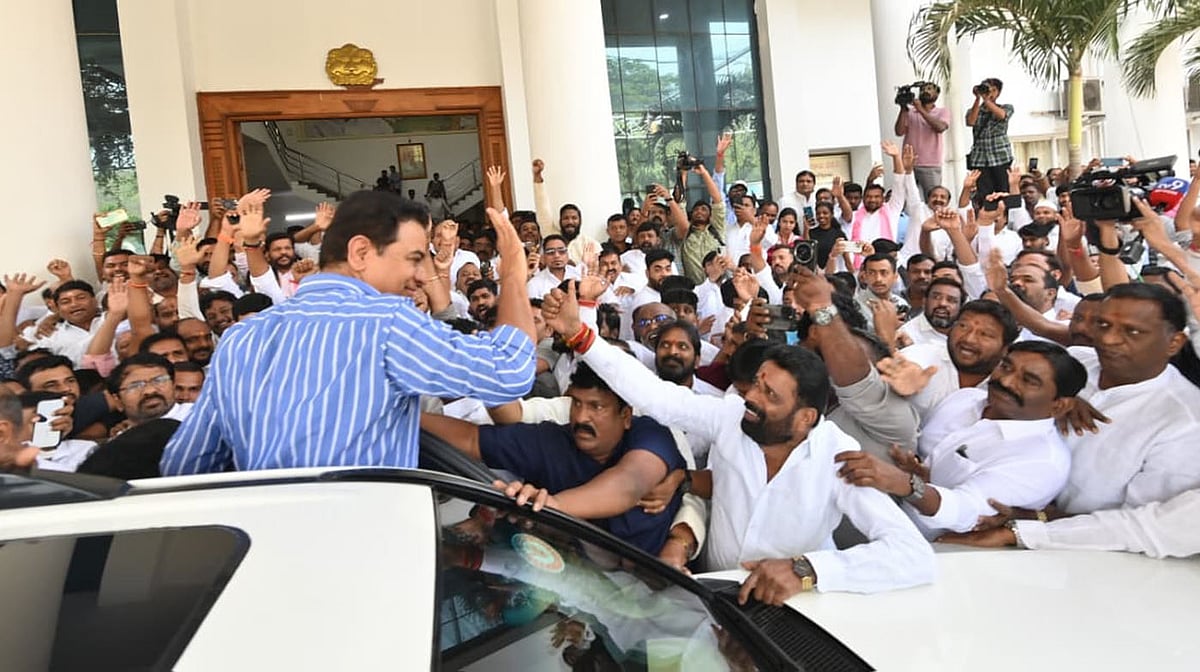 فون ٹیپنگ معاملہ: بی آر ایس کے کارگزار صدر کے ٹی راماراؤ ایس آئی ٹی کے سامنے پیش