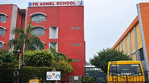 <div class="paragraphs"><p>نوئیڈا کا فادرد اینجل اسکول / آئی اے این ایس</p></div>