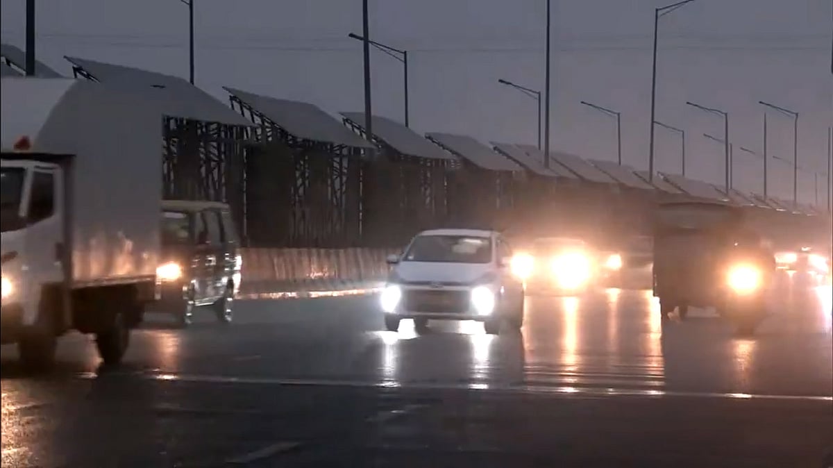 <div class="paragraphs"><p>سوشل میڈیا</p></div>