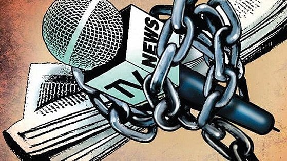 <div class="paragraphs"><p>میڈیا پر حملہ، علامتی تصویر</p></div>