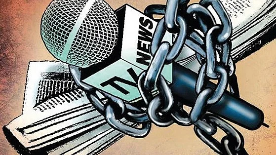 <div class="paragraphs"><p>میڈیا پر حملہ، علامتی تصویر</p></div>