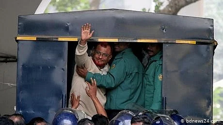 <div class="paragraphs"><p>جماعت اسلامی کے رہنما کی گرفتاری کی فائل فوٹو</p></div>