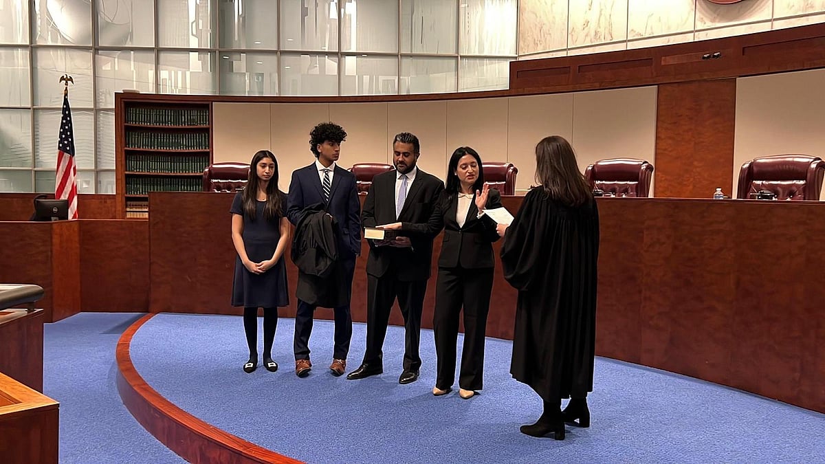 مہاراشٹر کی بیٹی لبنیٰ قاضی چودھری کا امریکی عدلیہ میں تاریخی قدم، نیوجرسی میں ایڈمنسٹریٹیو لاء جج کی حیثیت سے حلف