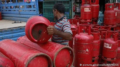 <div class="paragraphs"><p> گیس سلنڈر کی قیمت میں اضافہ</p></div>