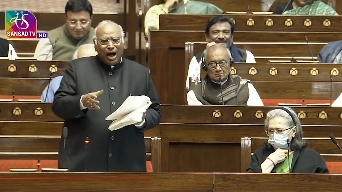 <div class="paragraphs"><p>راجیہ سبھا میں اپنی بات رکھتے ہوئے ملکارجن کھڑگے، ویڈیو گریب</p></div>