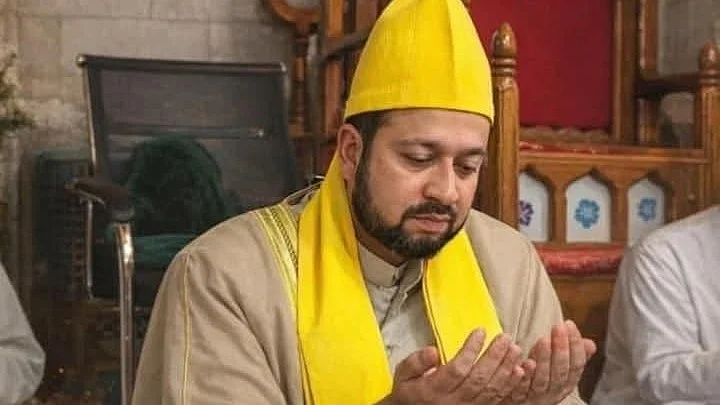 <div class="paragraphs"><p>فوٹو سوشل میڈیا</p></div>