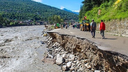 سیلابی خطرات کے پیش نظر سینٹرل واٹر کمیشن متحرک، ریاستی حکام کے ساتھ اہم اجلاس طلب