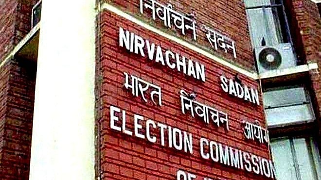 ایس آئی آر کے بعد حالات کا جائزہ لینے کے لیےمغربی بنگال کا دورہ کرے گا الیکشن کمیشن، تاریخ طے