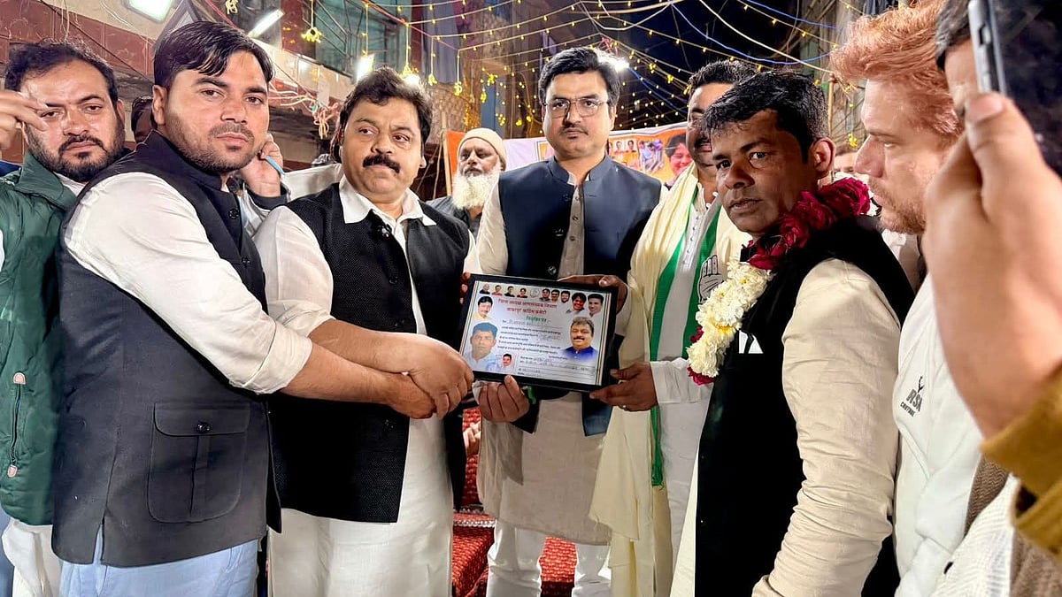 <div class="paragraphs"><p>منعقد جلسہ کا منظر</p></div>