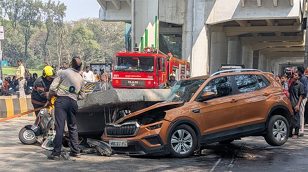 ممبئی میں میٹرو پلر گرنے سے ایک شخص ہلاک، ورشا گائیکواڑ کا حکومت سے جواب طلب