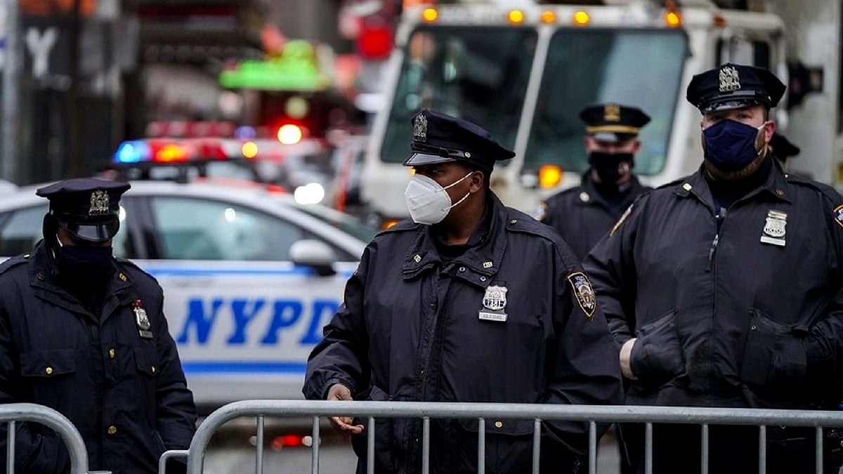 <div class="paragraphs"><p>امریکی پولیس (فائل)، تصویر آئی اے این ایس</p></div>