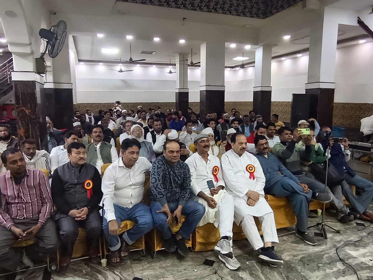 اُردو زبان و ادب کو فروغ دینے کے لیے جعفر آباد میں محفل مشاعرہ کا شاندار انعقاد