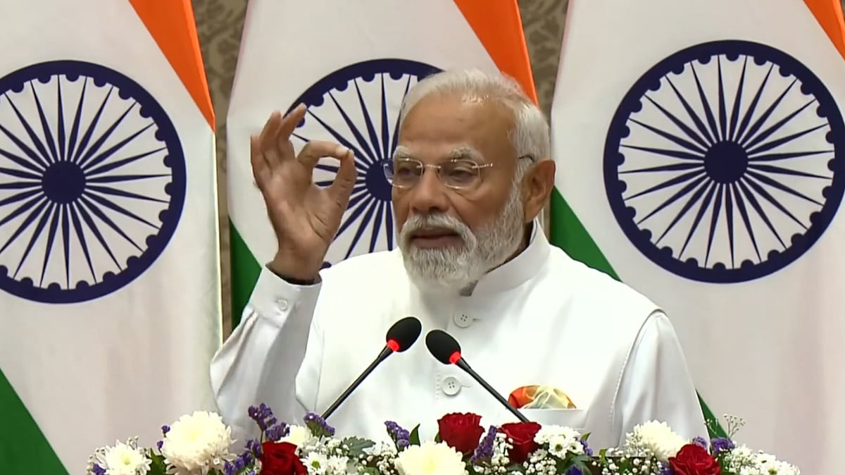 <div class="paragraphs"><p>پریس کانفرنس سے خطاب کرتے ہوئے پی ایم مودی، ویڈیو گریب</p></div>