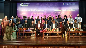 ادب و ثقافت کی روشن شام، ’کلچرل وسٹا‘ کے ذریعہ یادگار مشاعرہ کا انعقاد