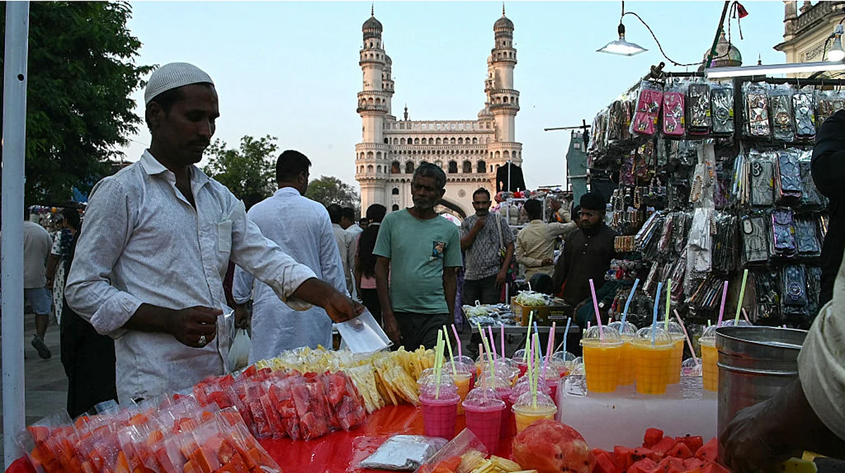 حیدرآباد میں رمضان: مکہ مسجد سے لاڈ بازار تک عقیدت اور تہذیب کے دلکش مناظر