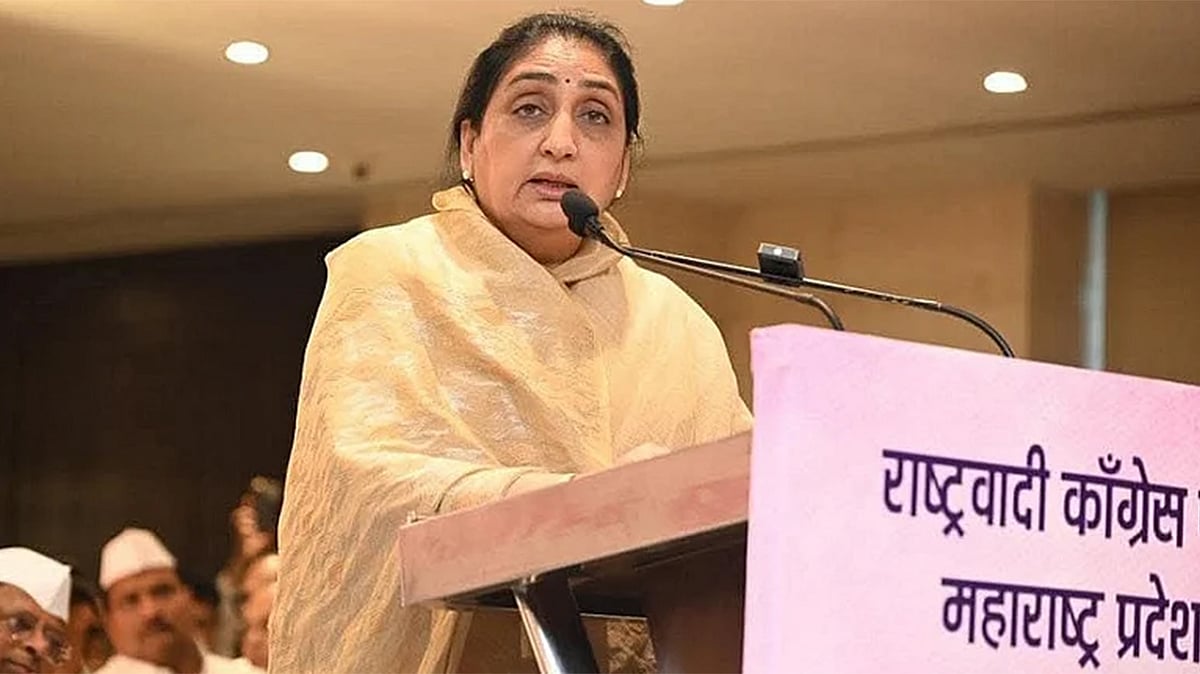 <div class="paragraphs"><p>سوشل میڈیا</p></div>