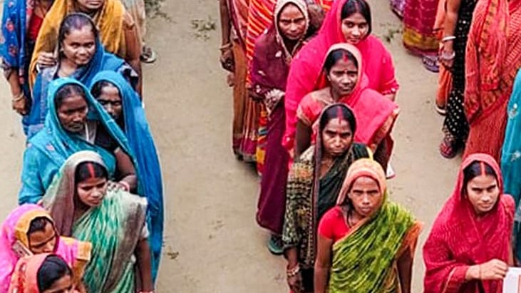 <div class="paragraphs"><p>خواتین ووٹر علامتی تصویر</p></div>