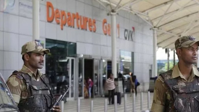 <div class="paragraphs"><p>آئی جی آئی ایئرپورٹ (فائل فوٹو)</p></div>