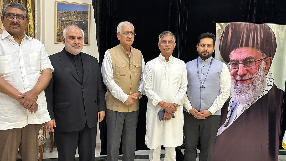 <div class="paragraphs"><p>کانگریس کا وفد</p></div>