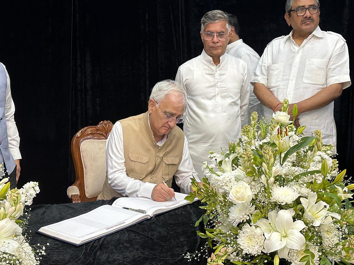 کانگریس کے وفد نے ایرانی سفیر ڈاکٹر محمد فتح علی سے کی ملاقات، علی خامنہ ای کے انتقال پر کیا تعزیت کا اظہار