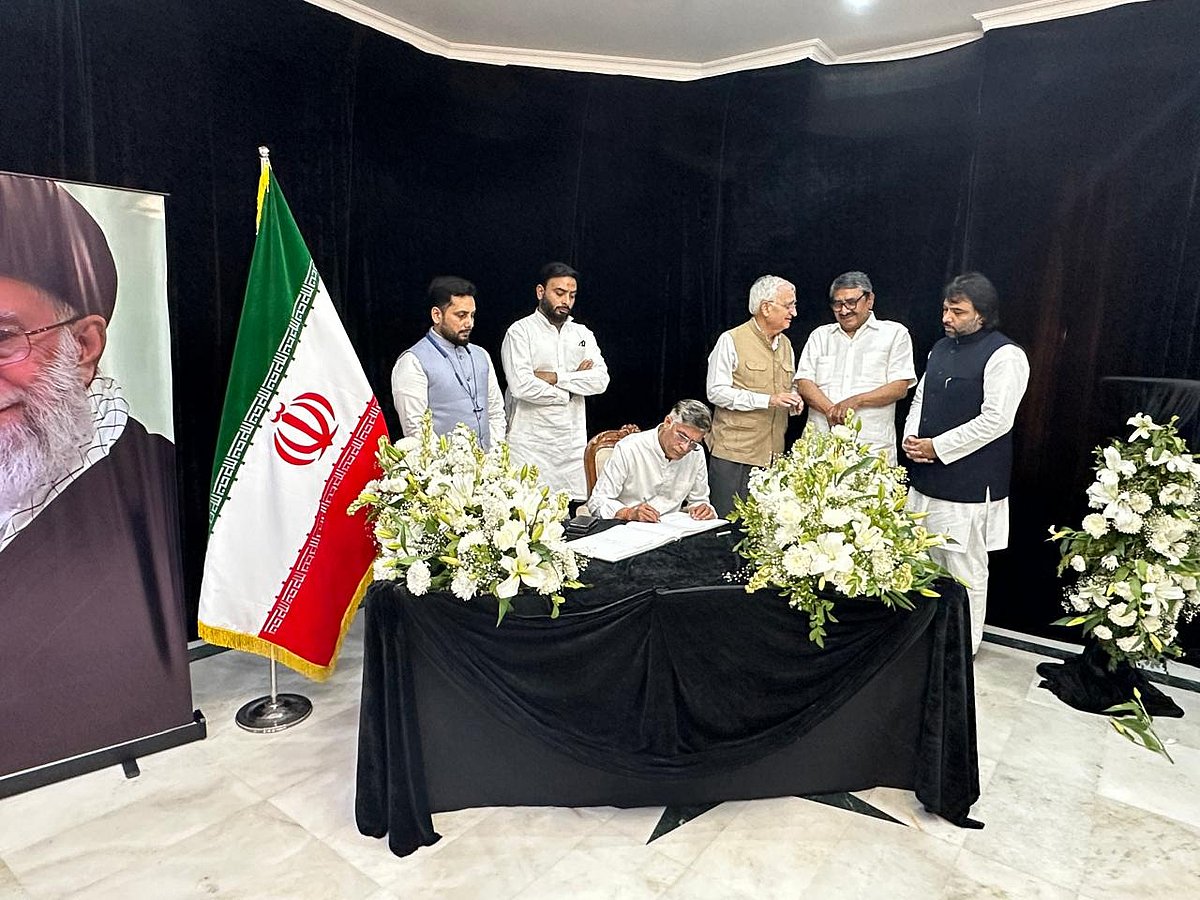 کانگریس کے وفد نے ایرانی سفیر ڈاکٹر محمد فتح علی سے کی ملاقات، علی خامنہ ای کے انتقال پر کیا تعزیت کا اظہار