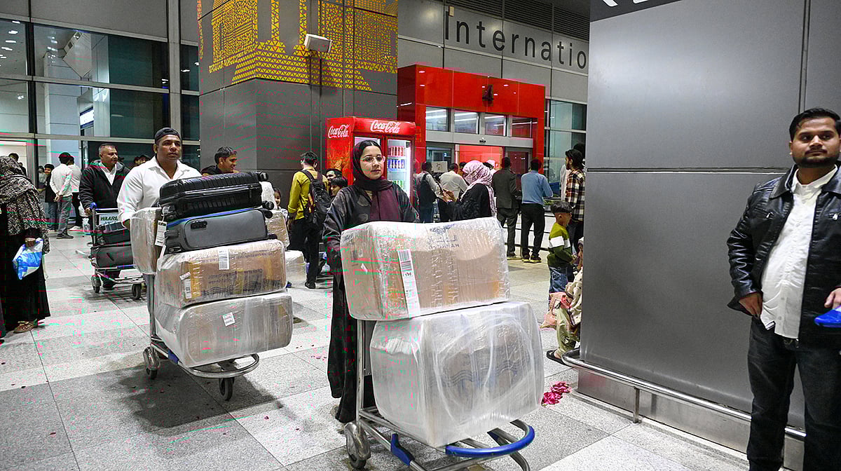 ایران-اسرائیل کشیدگی: دبئی سے ہندوستان آئے شہریوں نے بتائی وہاں کی موجودہ صورت حال