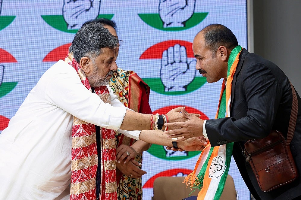 آسام اسمبلی انتخاب سے عین قبل آسام گن پریشد کے سرکردہ لیڈر جینت کھاؤند سمیت کئی شخصیات کانگریس میں شامل