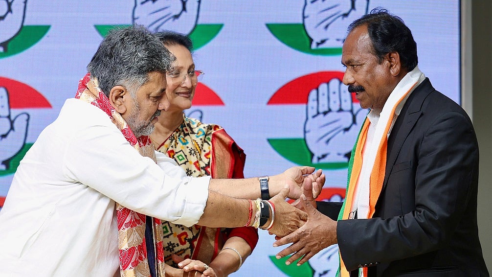 آسام اسمبلی انتخاب سے عین قبل آسام گن پریشد کے سرکردہ لیڈر جینت کھاؤند سمیت کئی شخصیات کانگریس میں شامل