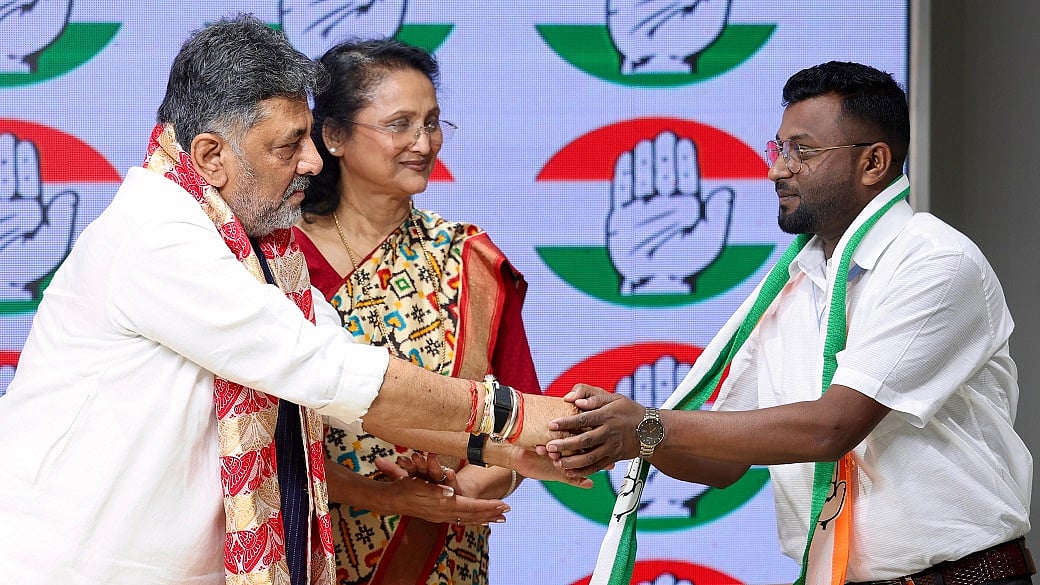 آسام اسمبلی انتخاب سے عین قبل آسام گن پریشد کے سرکردہ لیڈر جینت کھاؤند سمیت کئی شخصیات کانگریس میں شامل