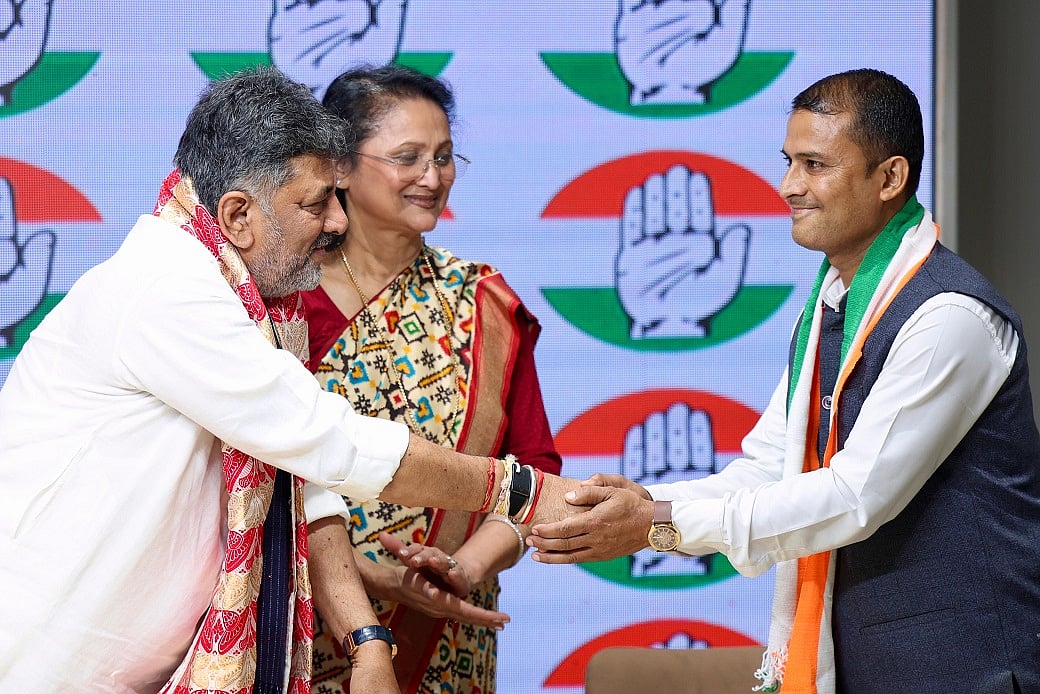 آسام اسمبلی انتخاب سے عین قبل آسام گن پریشد کے سرکردہ لیڈر جینت کھاؤند سمیت کئی شخصیات کانگریس میں شامل