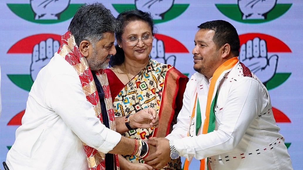 آسام اسمبلی انتخاب سے عین قبل آسام گن پریشد کے سرکردہ لیڈر جینت کھاؤند سمیت کئی شخصیات کانگریس میں شامل