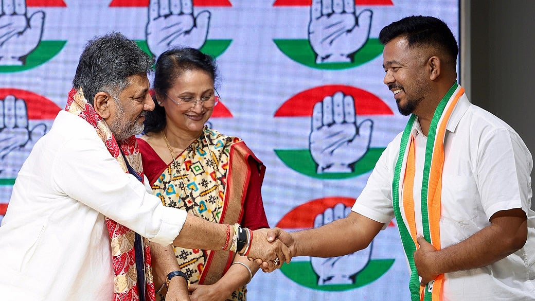 آسام اسمبلی انتخاب سے عین قبل آسام گن پریشد کے سرکردہ لیڈر جینت کھاؤند سمیت کئی شخصیات کانگریس میں شامل