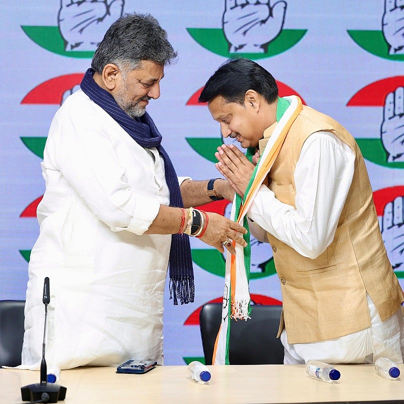 آسام اسمبلی انتخاب سے عین قبل آسام گن پریشد کے سرکردہ لیڈر جینت کھاؤند سمیت کئی شخصیات کانگریس میں شامل