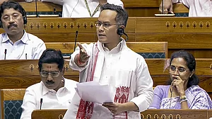 <div class="paragraphs"><p>سوشل میڈیا</p></div>