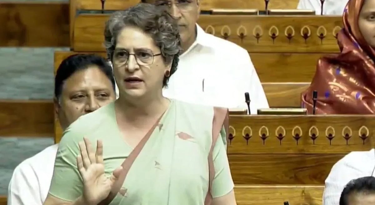 <div class="paragraphs"><p>لوک سبھا میں اپنی بات رکھتی ہوئی پرینکا گاندھی، ویڈیو گریب</p></div>