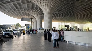 مشرقِ وسطیٰ کشیدگی: بحرین اور قطر میں پھنسے ہندوستانیوں کے لیے ہنگامی اقدامات