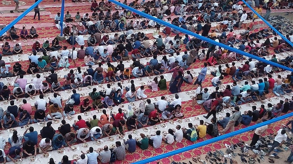 رمضان کریم اور جے این یو کی افطار پارٹیاں... آفتاب احمد منیری