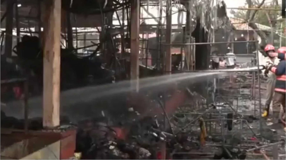 <div class="paragraphs"><p>فوٹو ویڈیو گریپ</p></div>