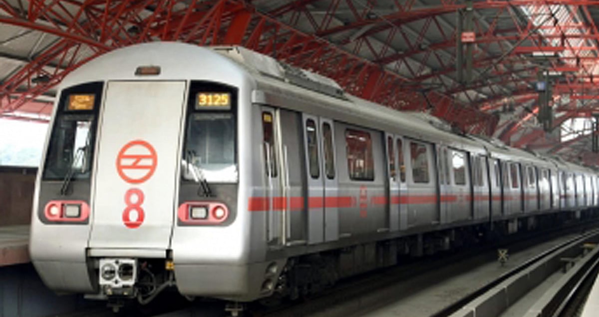 دہلی کی لائف لائن ’میٹرو‘ کا نیا ریکارڈ، 2025 میں 235 کروڑ سے زائد مسافروں نے کیا سفر