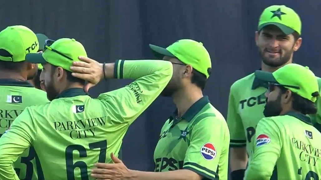 <div class="paragraphs"><p>پاکستانی ٹیم (ویڈیو گریب)</p></div>