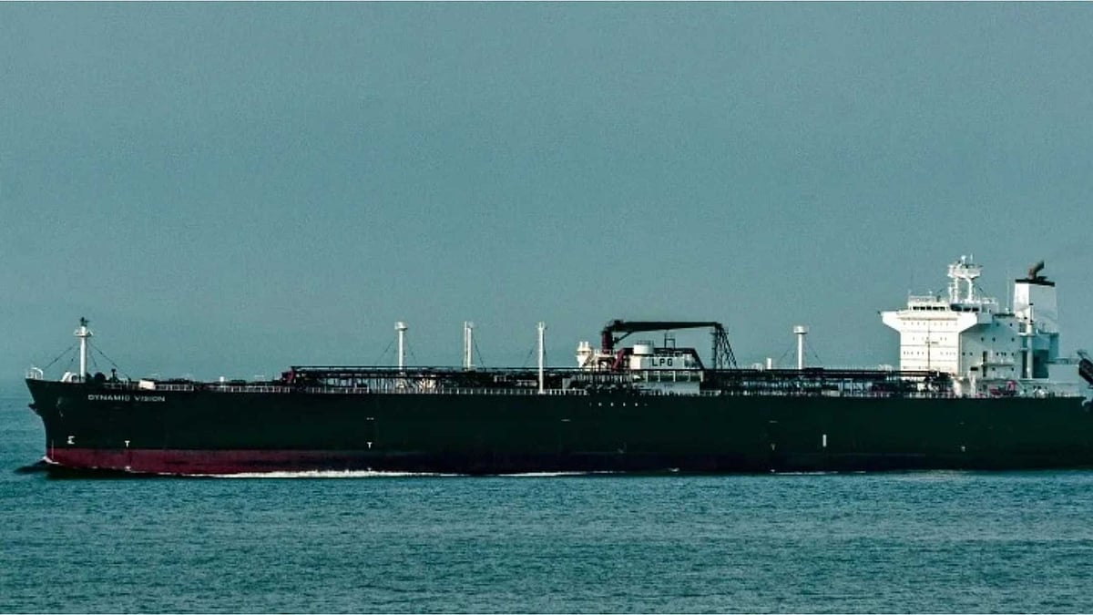 آبنائے ہرمز کے راستے ہندوستان پہنچا ’ نندا دیوی‘، بحری جہاز پر لدا ہے 46 ہزار ٹن ایل پی جی