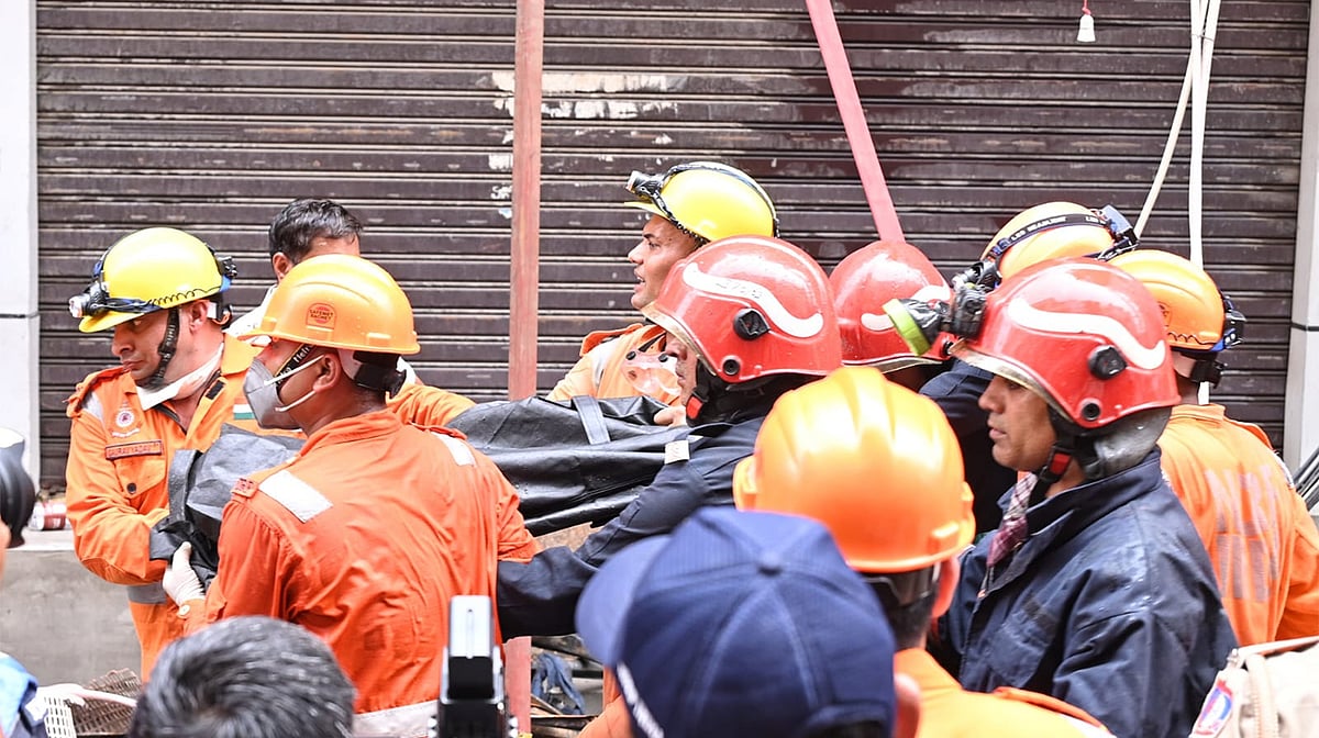 پالم آتشزدگی: راہل اور پرینکا گاندھی کا اظہارِ افسوس، متاثرین کے لیے ہمدردی اور مدد کی اپیل